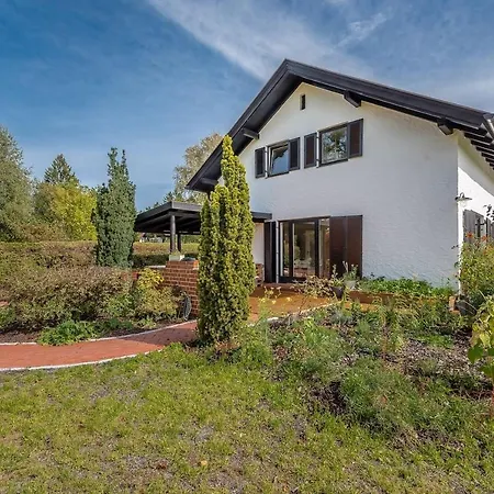 Villa Am See